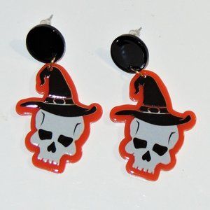 Spooky Skull Dangle Earrings